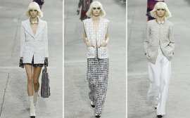 Неделя моды в Париже: показ коллекции Chanel